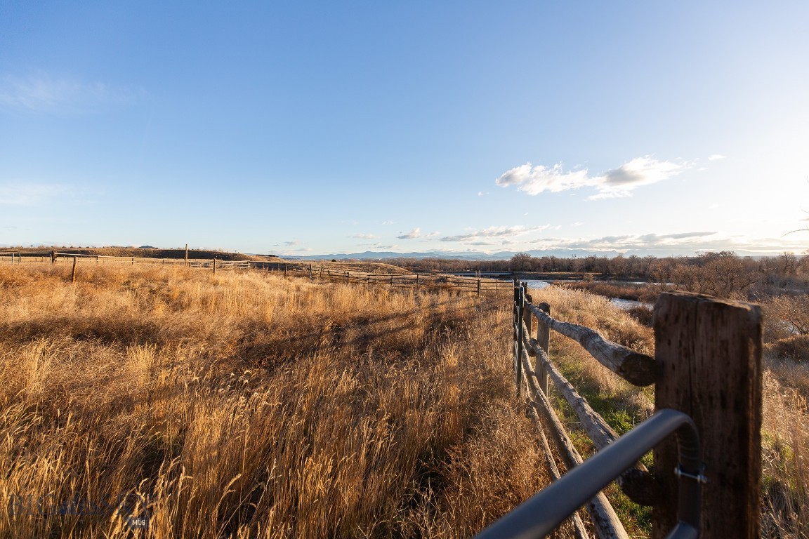 10895 US Highway 287