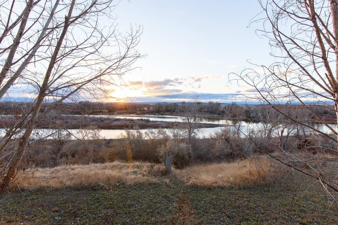 10895 US Highway 287