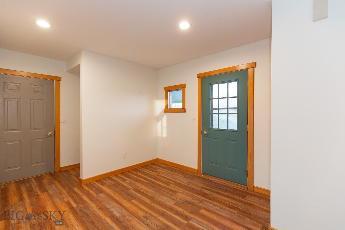 10895 US Highway 287