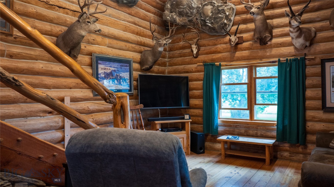120 Lower Ray Creek Road