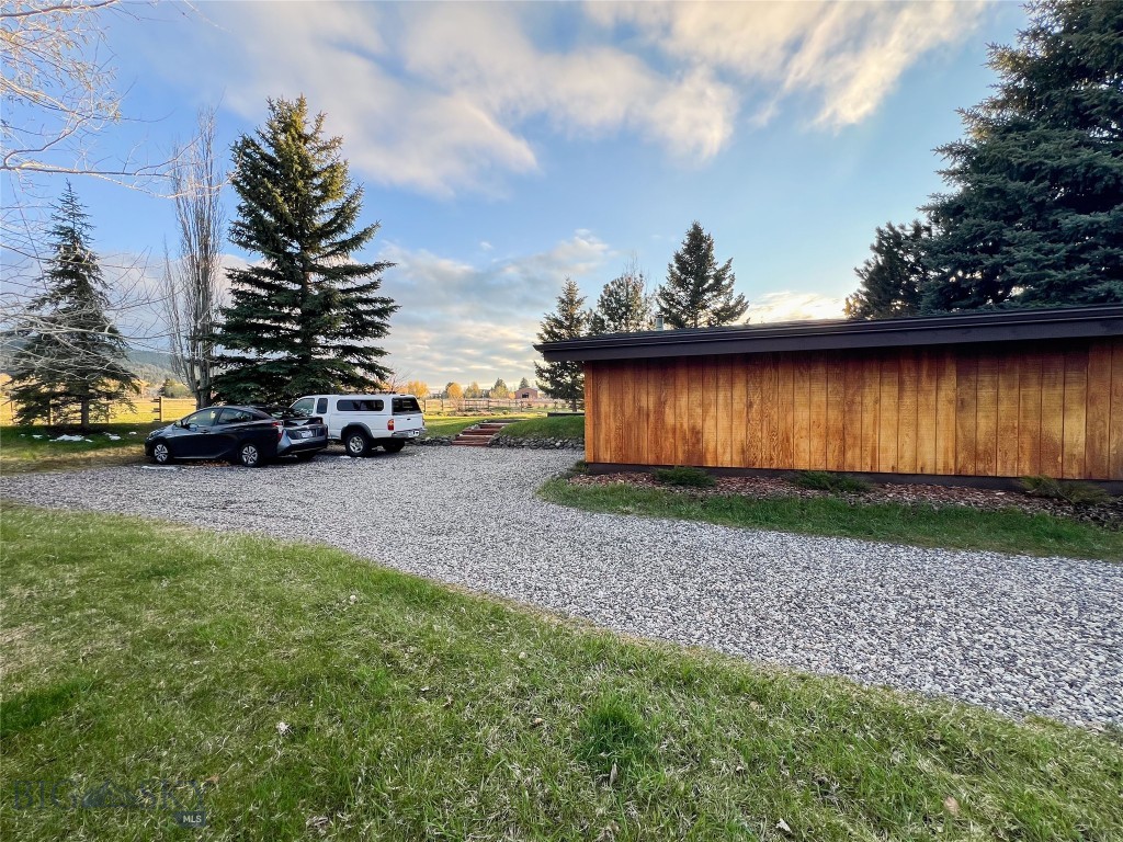 7900 Nash Road