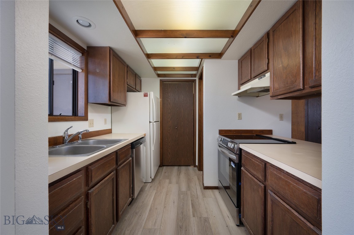 1301-1311 W Koch Street