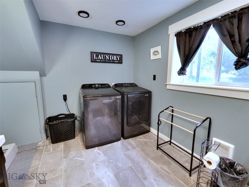 902 E Gallatin Avenue