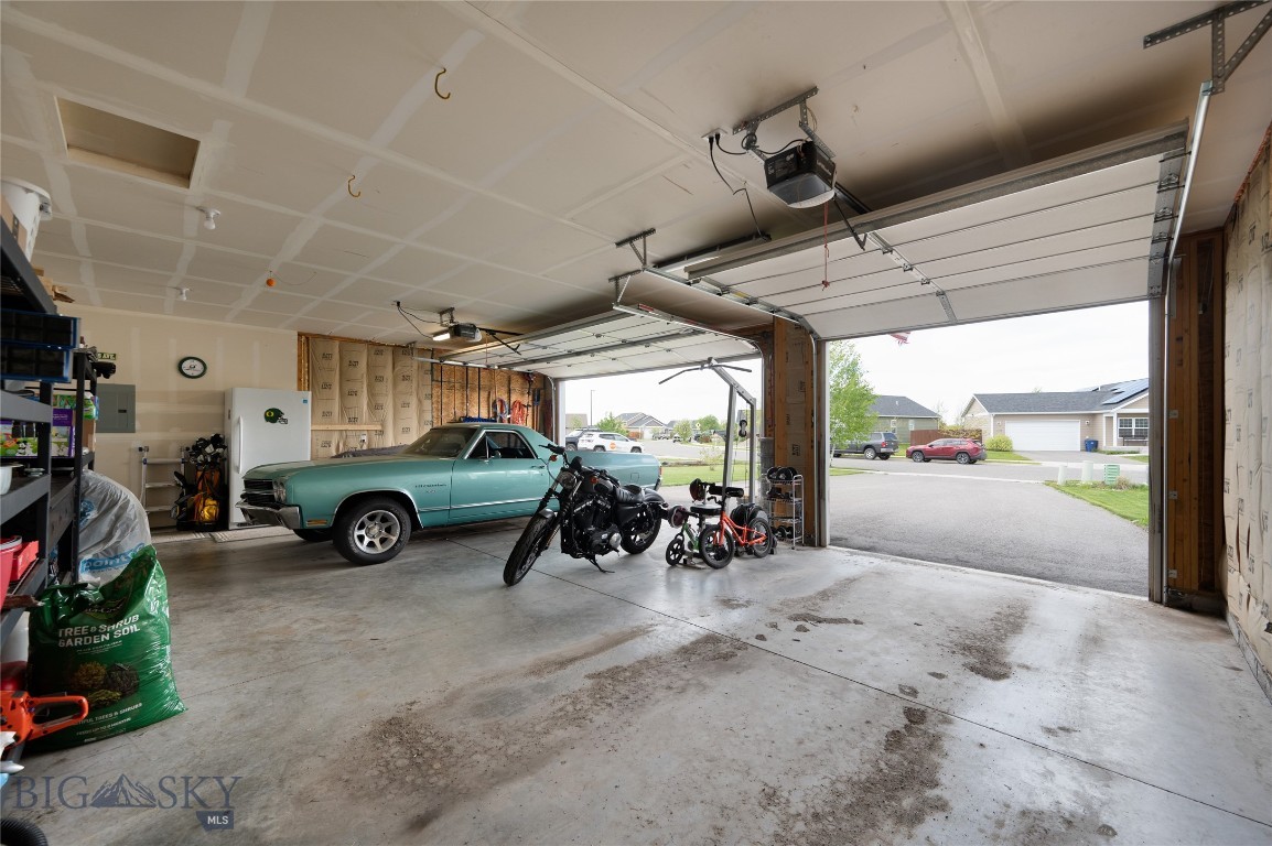 2206 Sturnella Lane