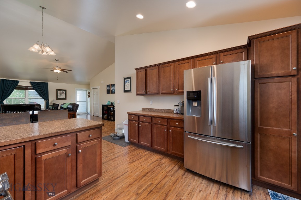 2206 Sturnella Lane