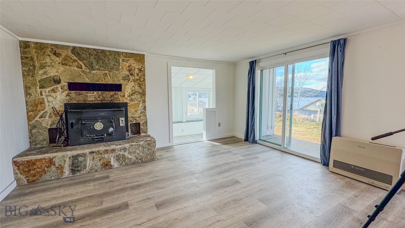 8412 Lake Park Trail