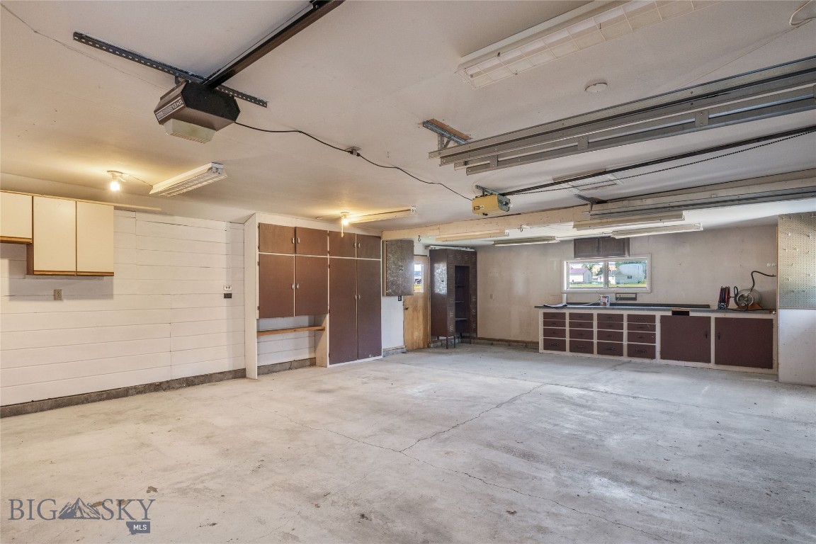 5857 Swamp Road