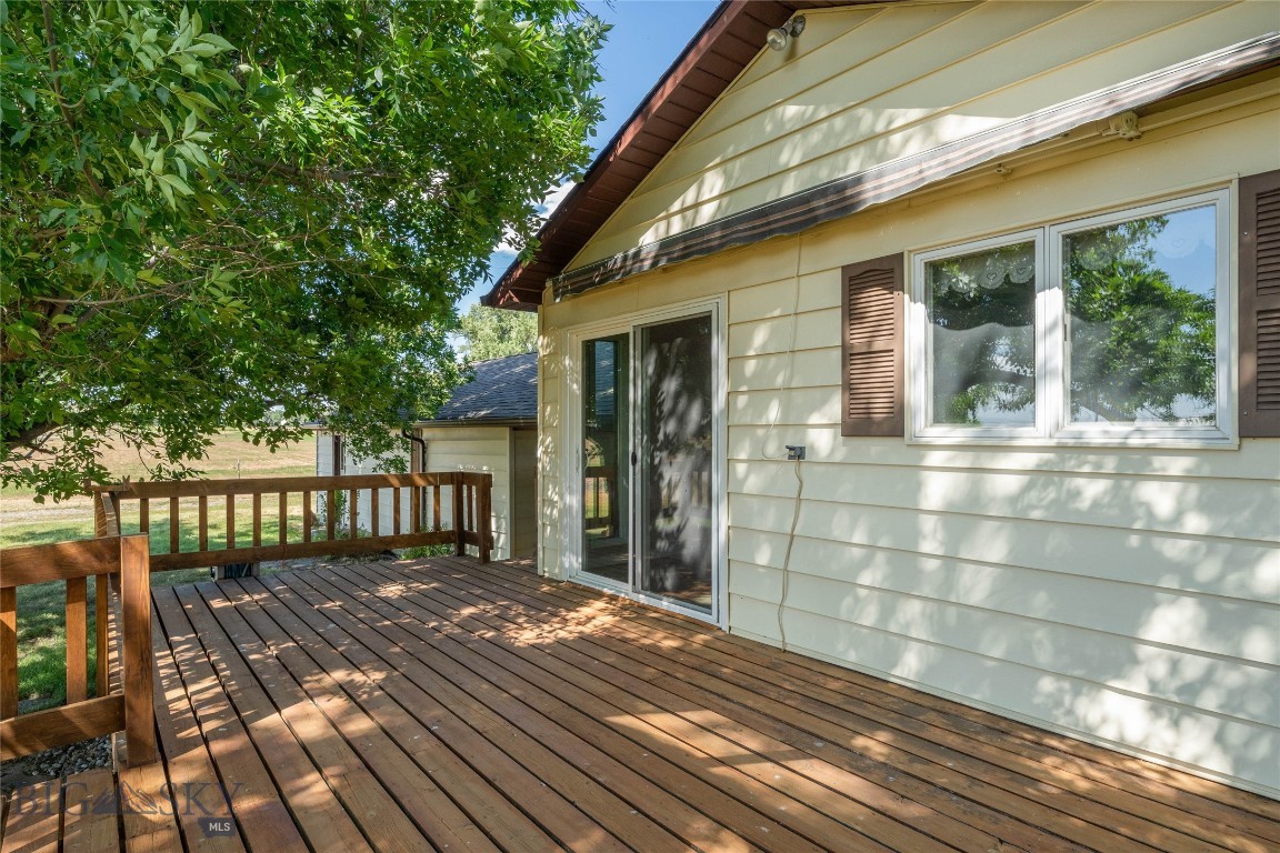 5857 Swamp Road