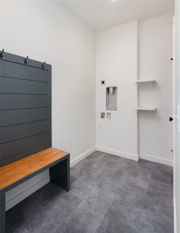 847 Accolade Loop
