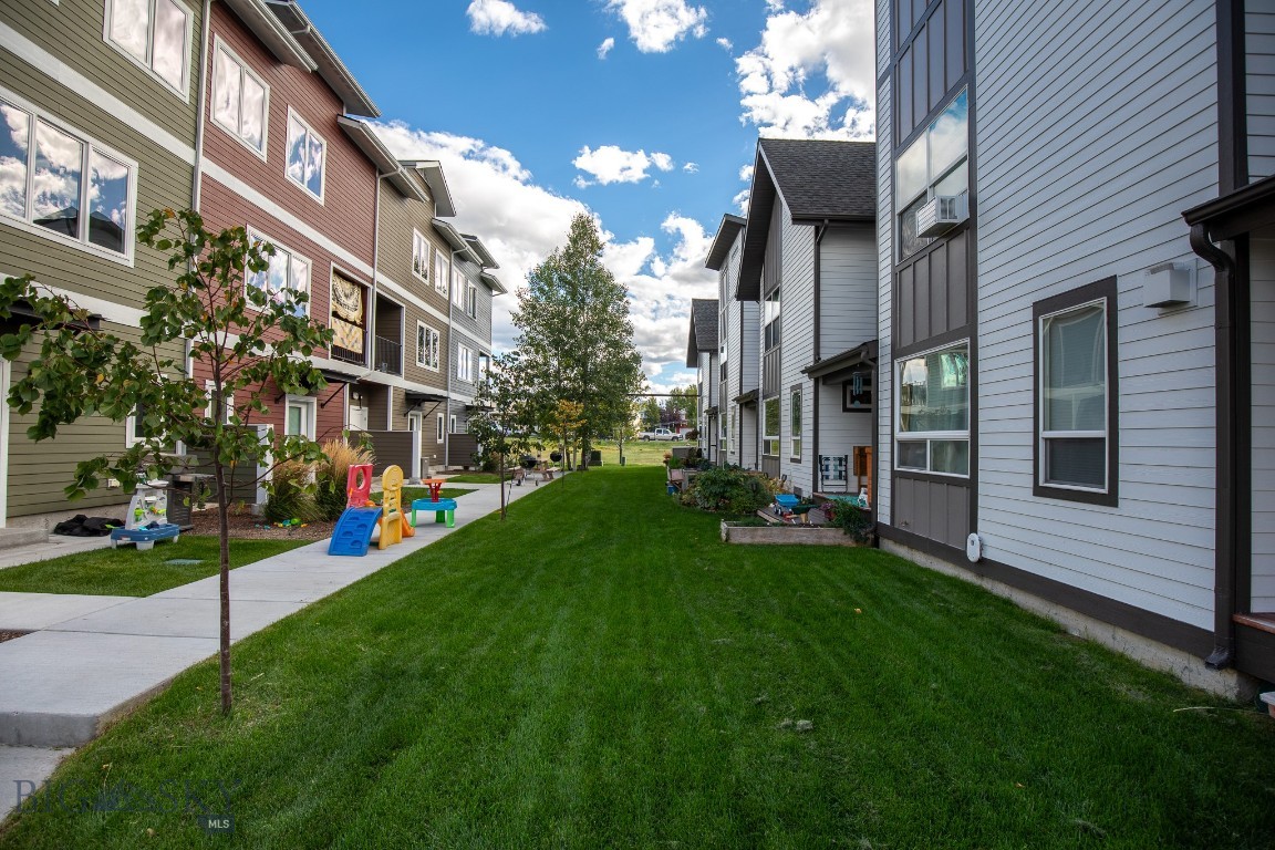 3354 Warbler Way B