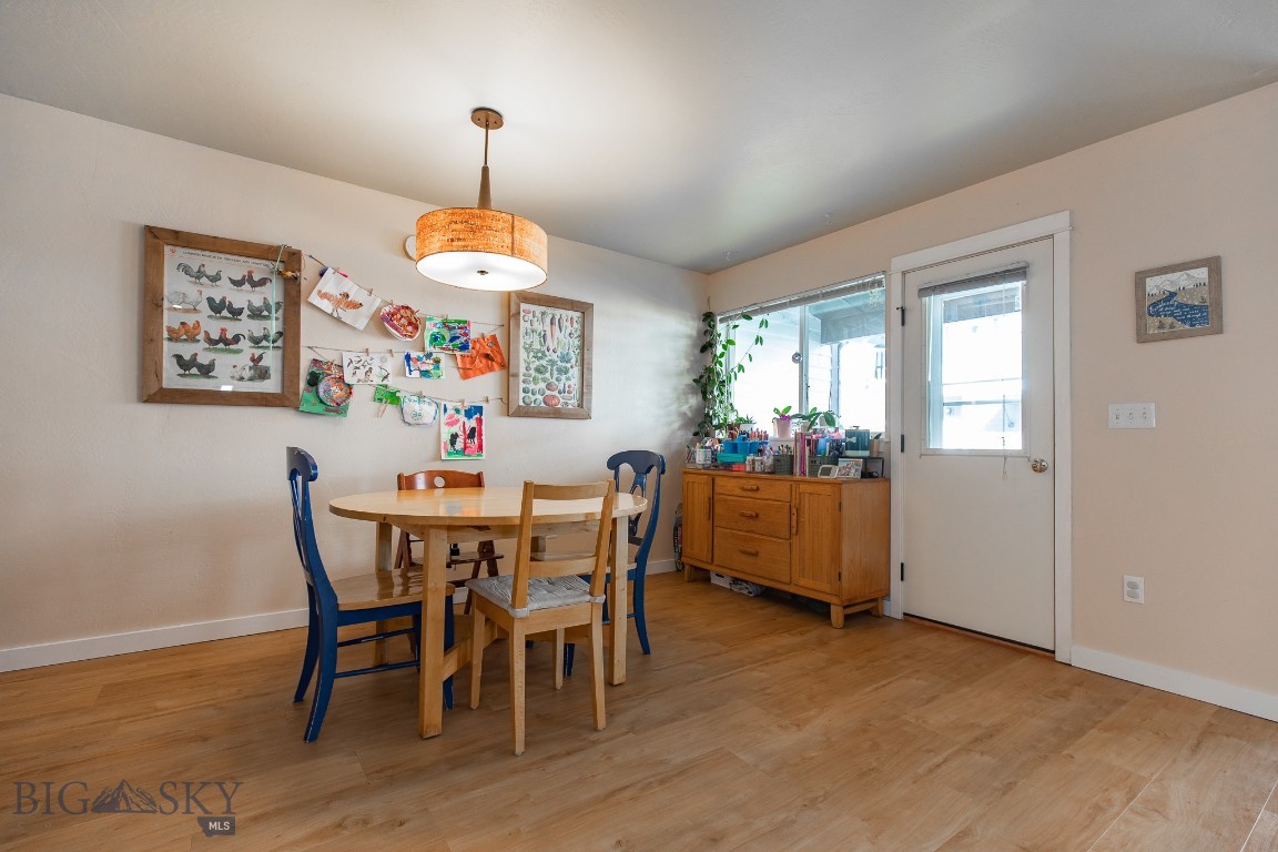 3354 Warbler Way B