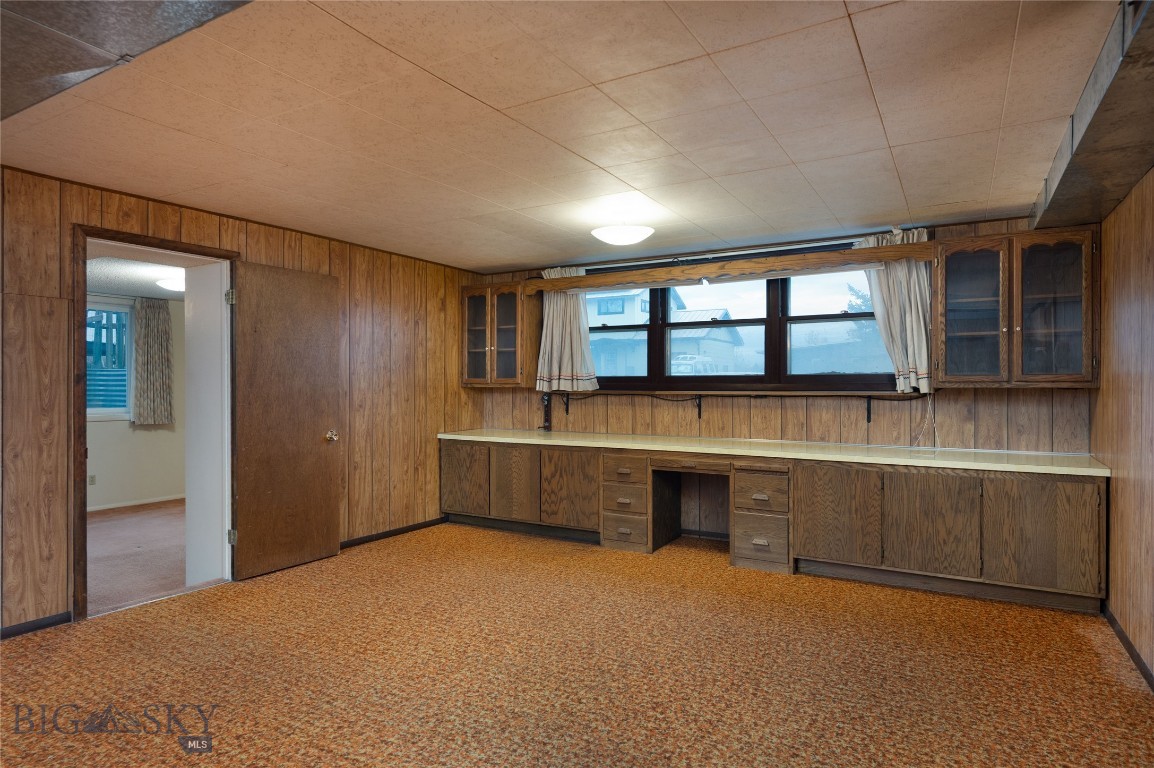 1140 N Cedarview Drive