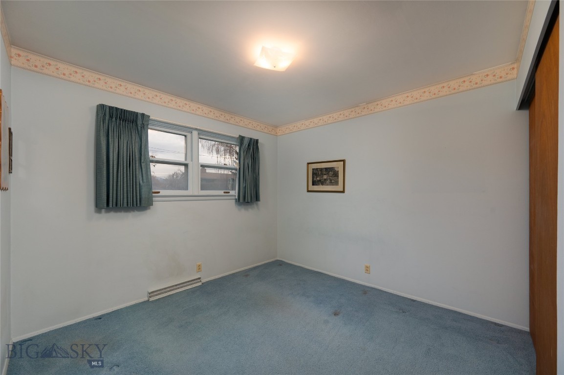 1140 N Cedarview Drive