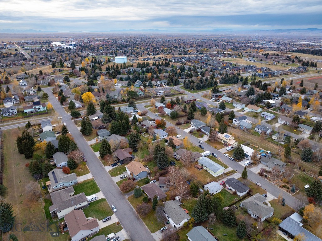 1140 N Cedarview Drive