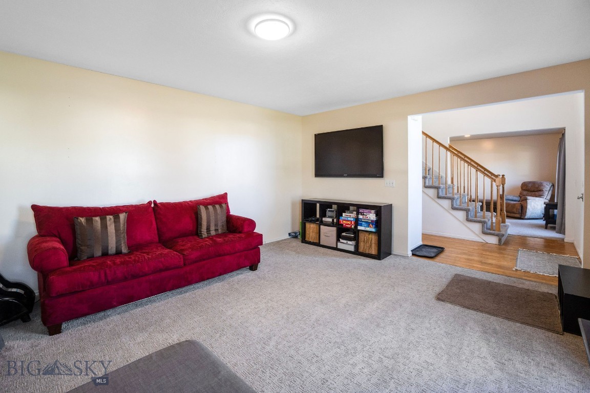 1008 E Missoula Avenue