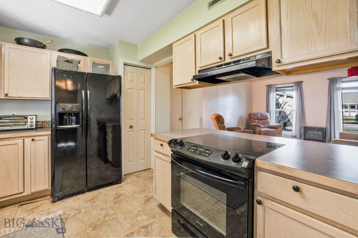 1008 E Missoula Avenue