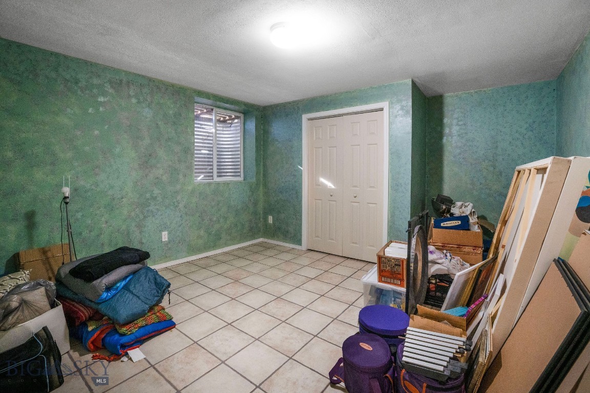 1008 E Missoula Avenue