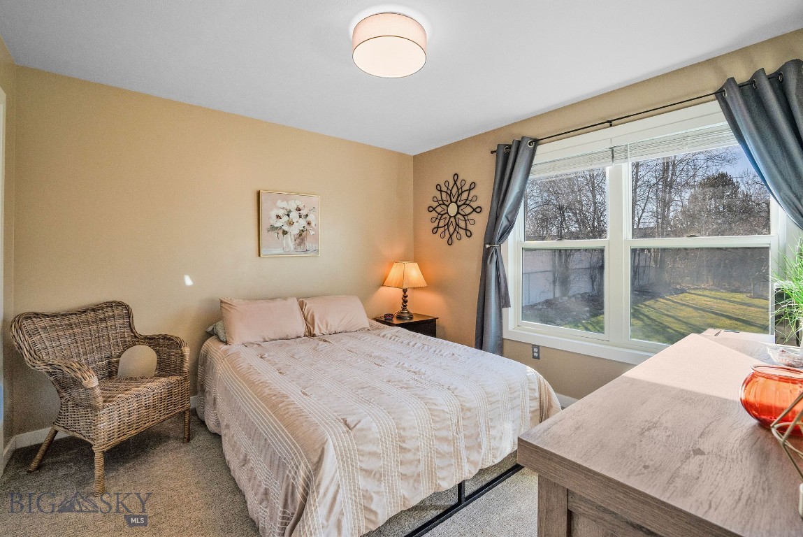 1008 E Missoula Avenue