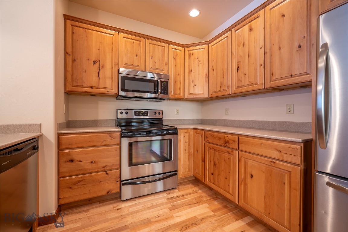 2358 W Beall 1