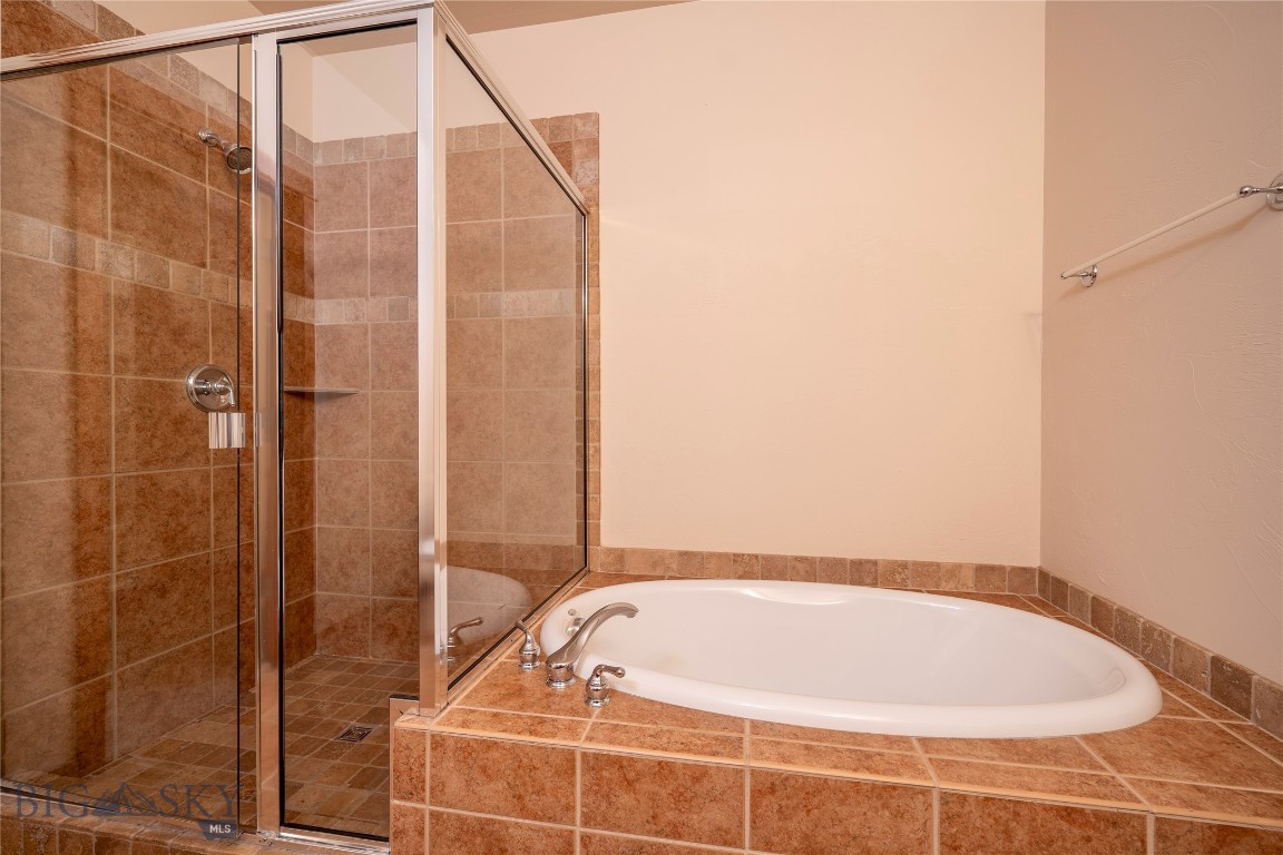 2358 W Beall 1