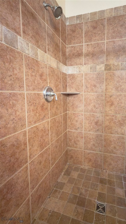 2358 W Beall 1