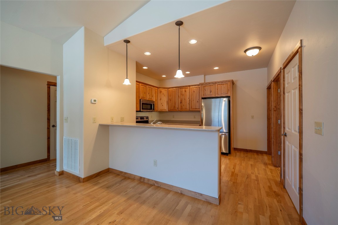 2358 W Beall 1
