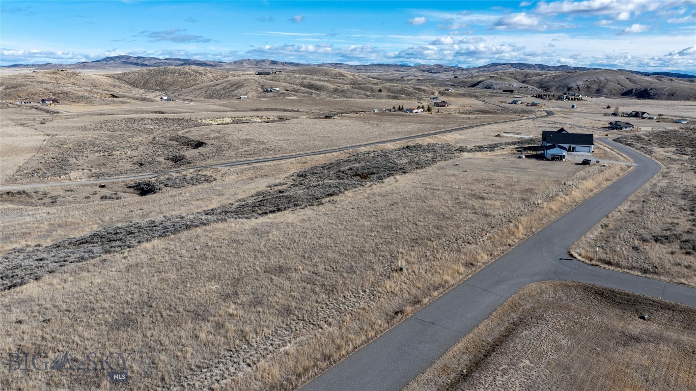 TBD Red Shoulder Lane