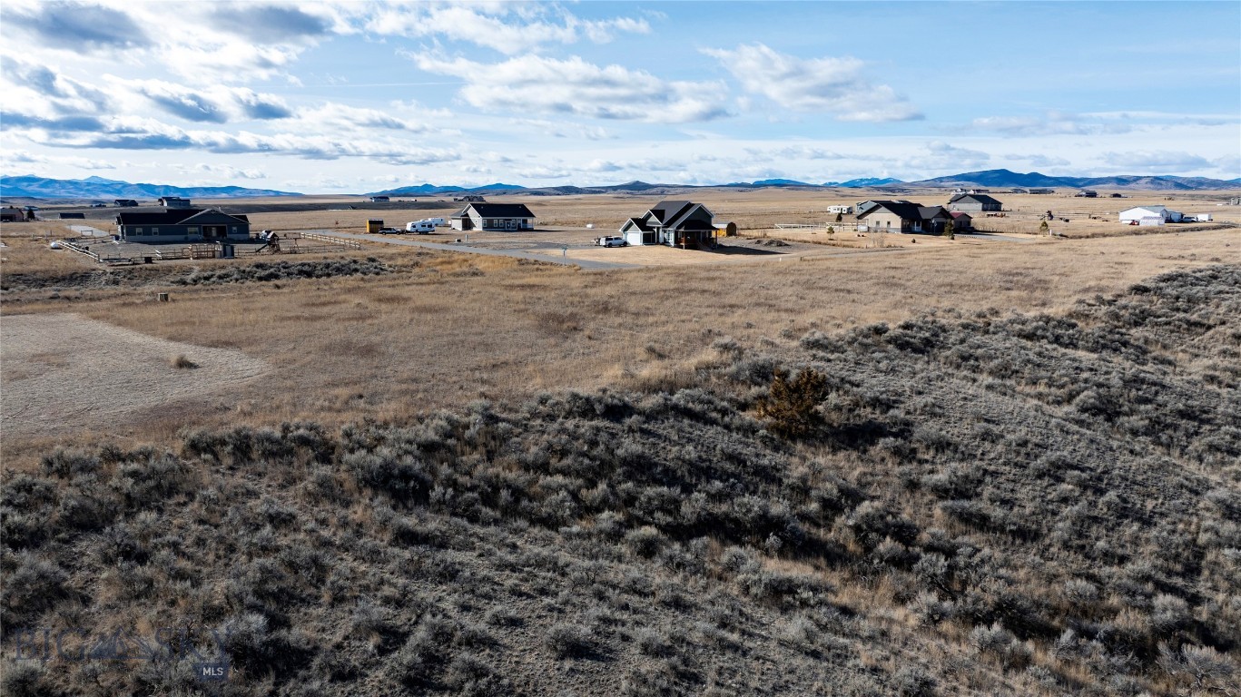 TBD Red Shoulder Lane