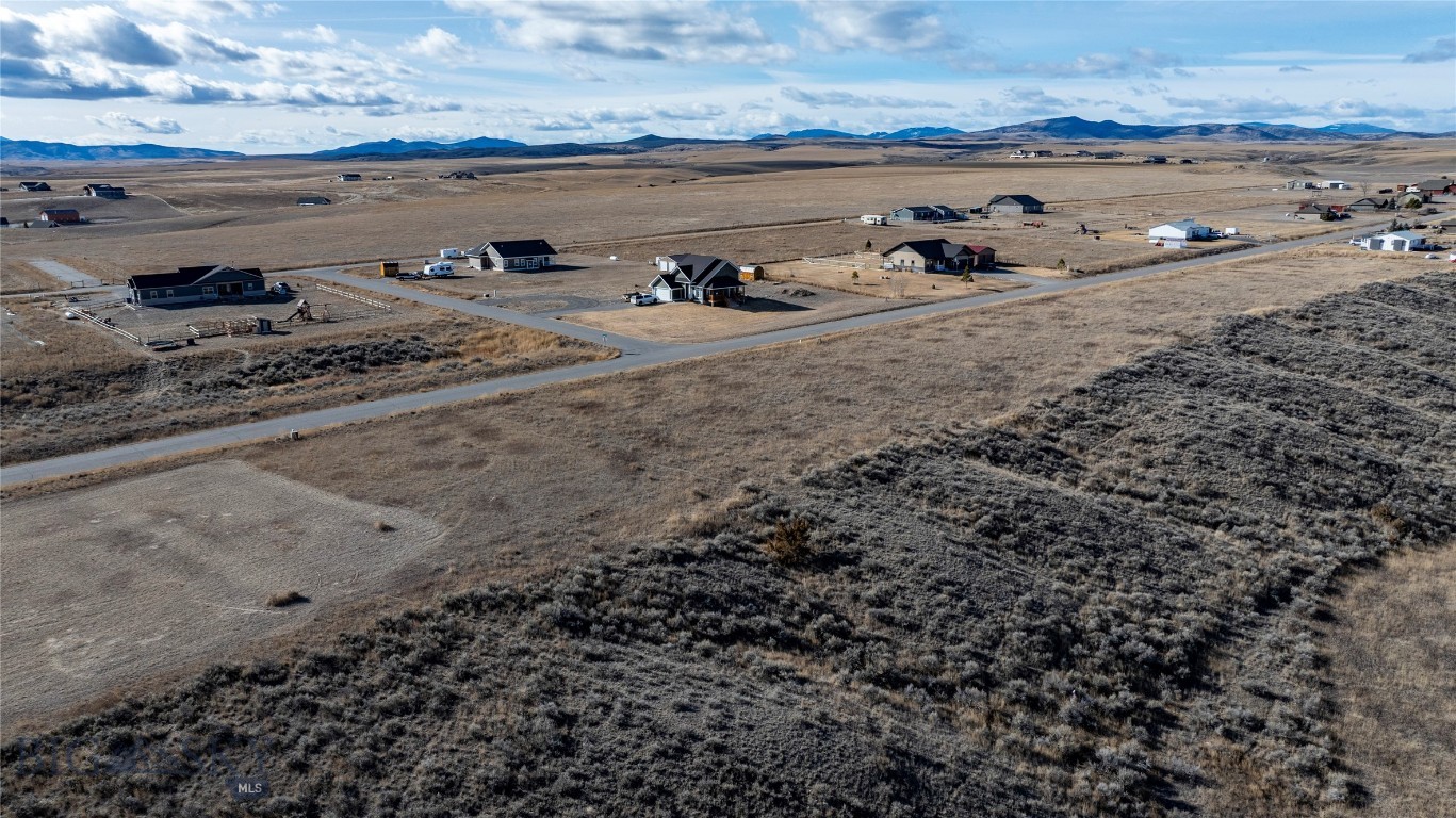 TBD Red Shoulder Lane