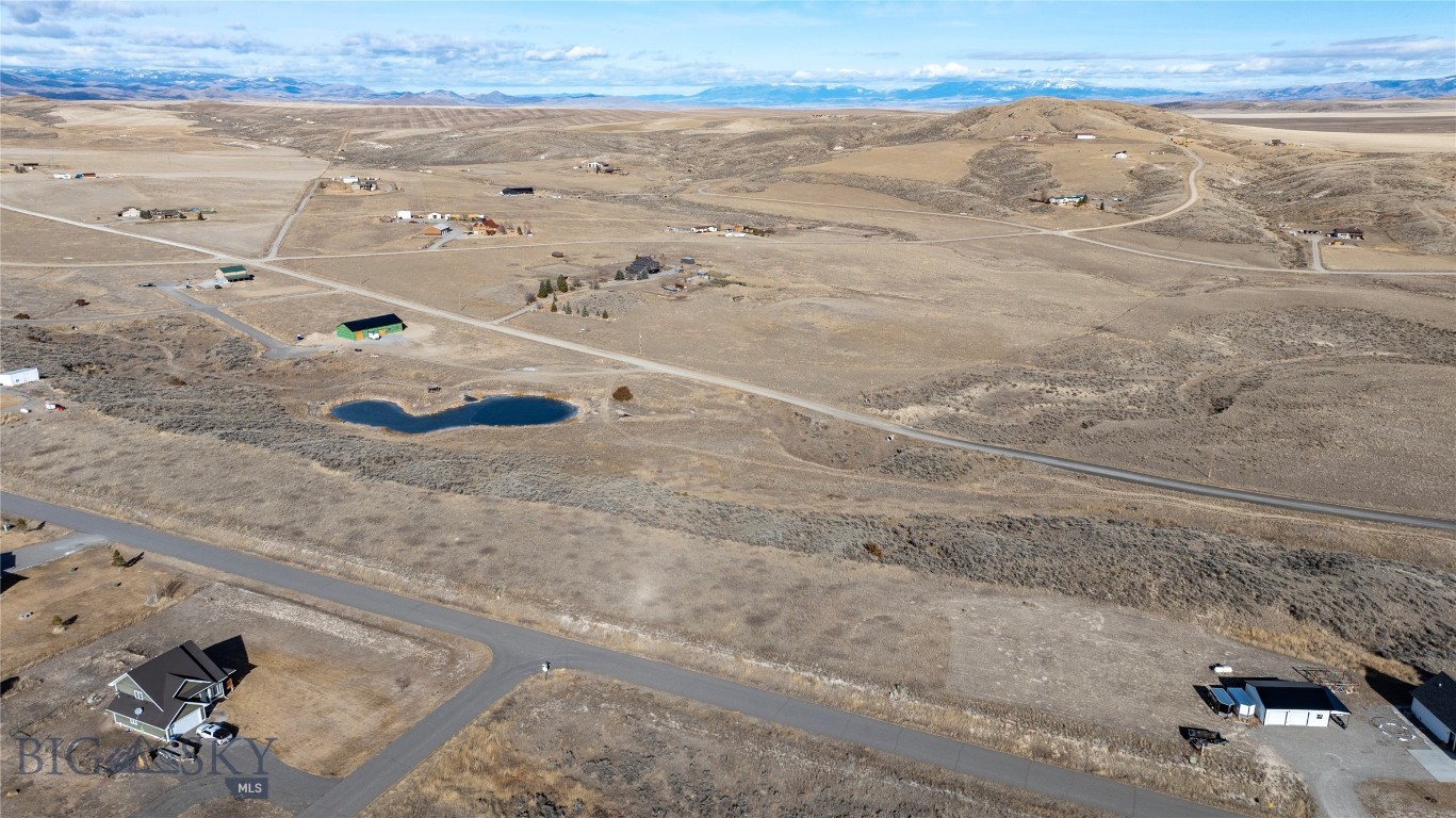 TBD Red Shoulder Lane