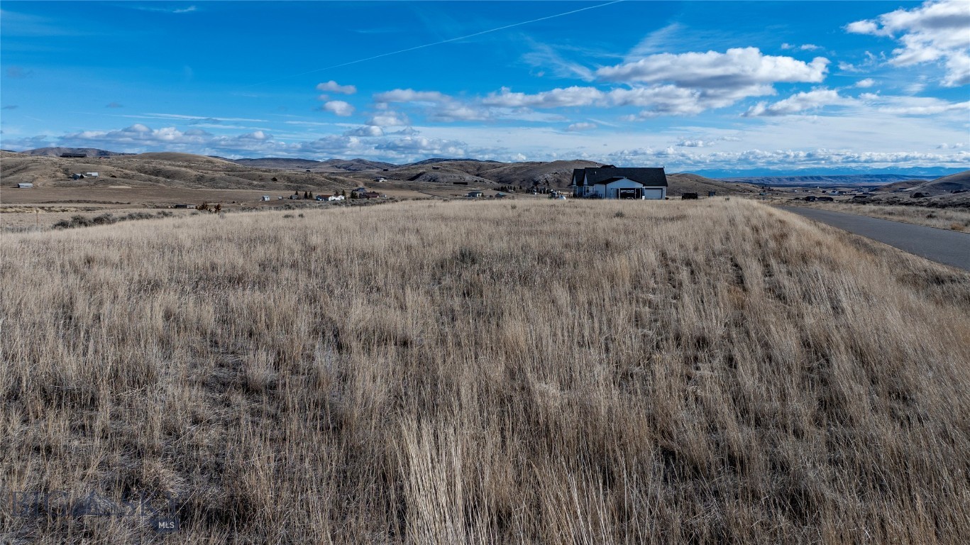 TBD Red Shoulder Lane