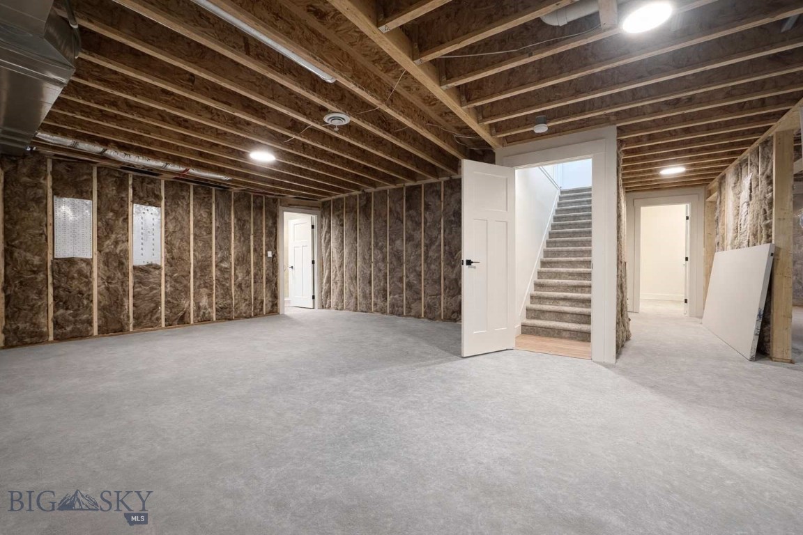 864 Accolade Loop