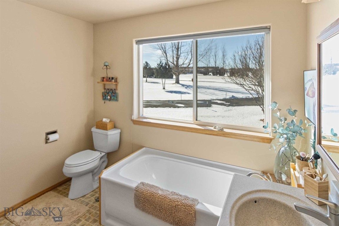 37 Missouri View Loop