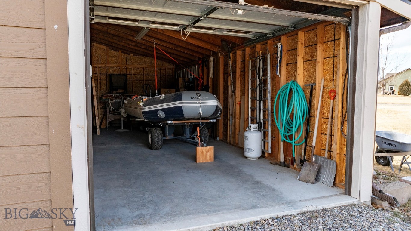 37 Missouri View Loop