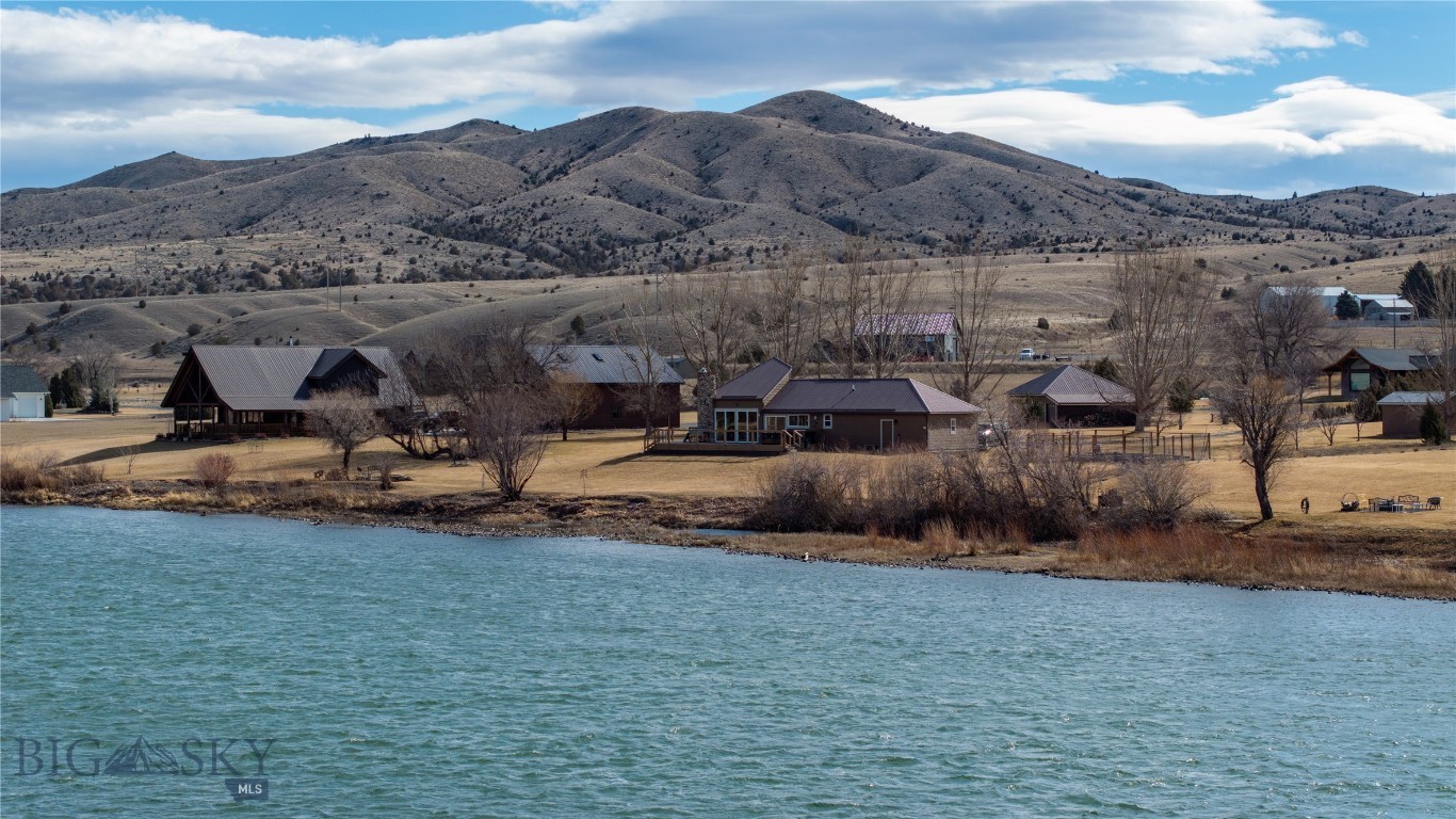 37 Missouri View Loop
