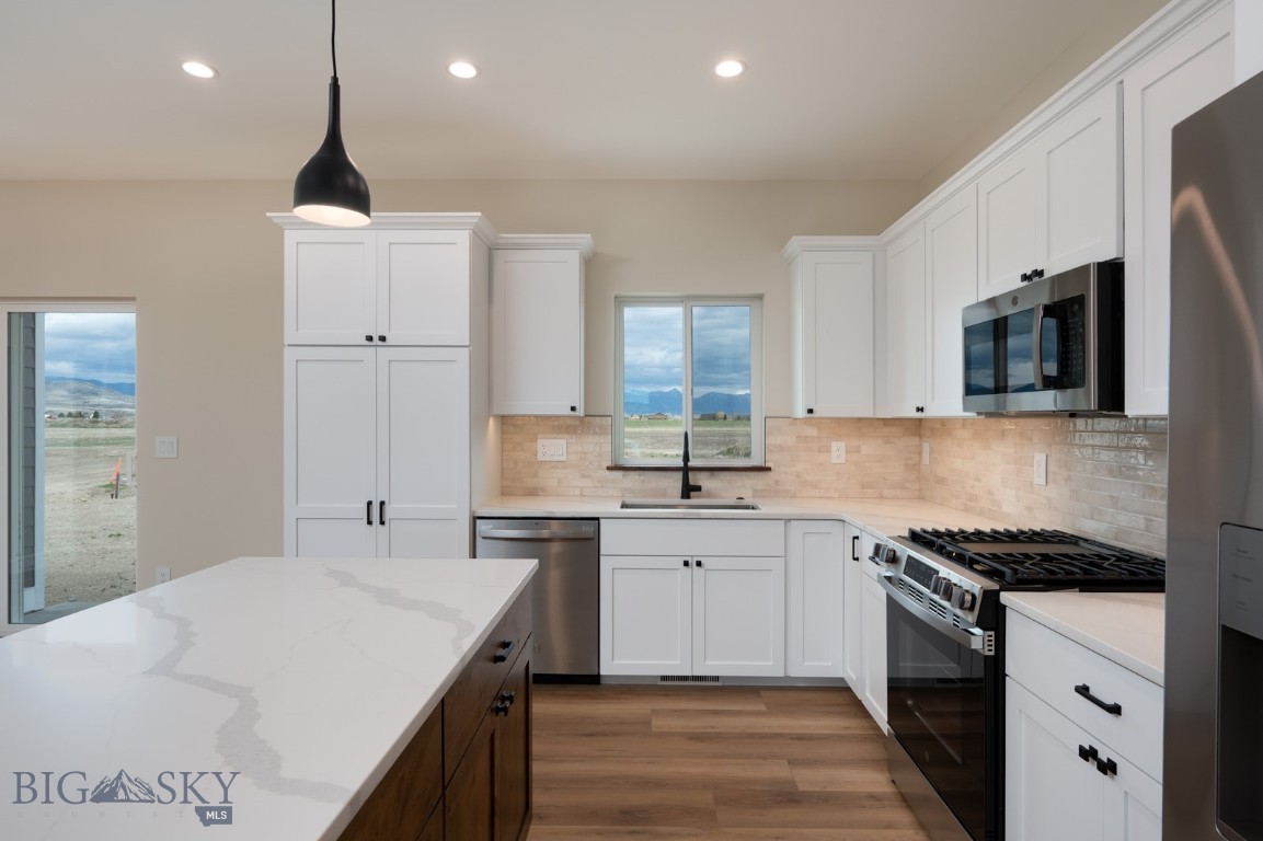 207 S Crispin Street