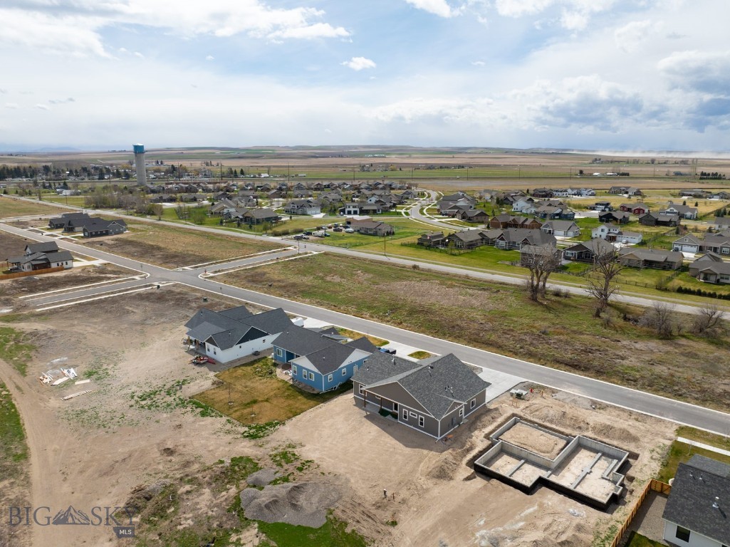 207 S Crispin Street