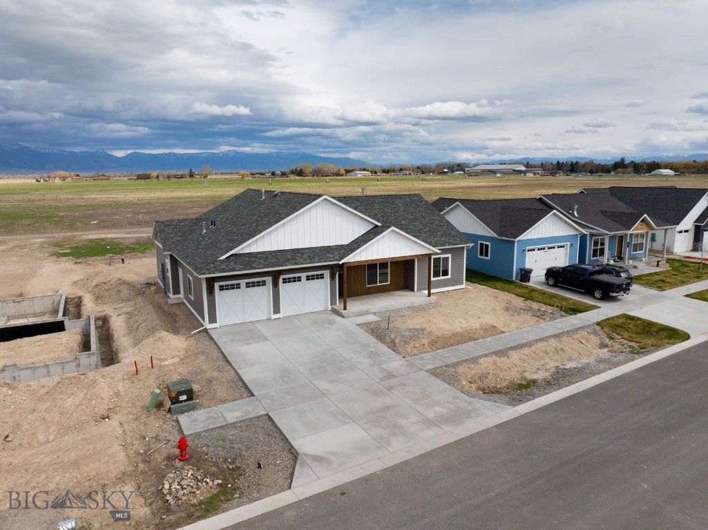 207 S Crispin Street