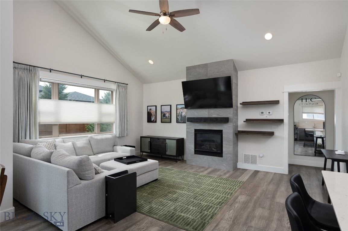 4116 Moonstone Drive