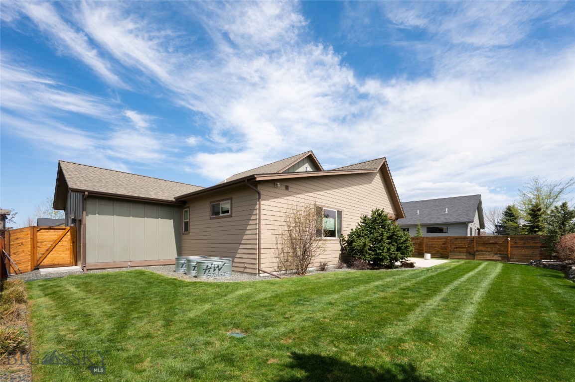 4116 Moonstone Drive