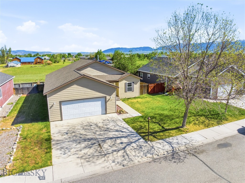 539 N River Rock