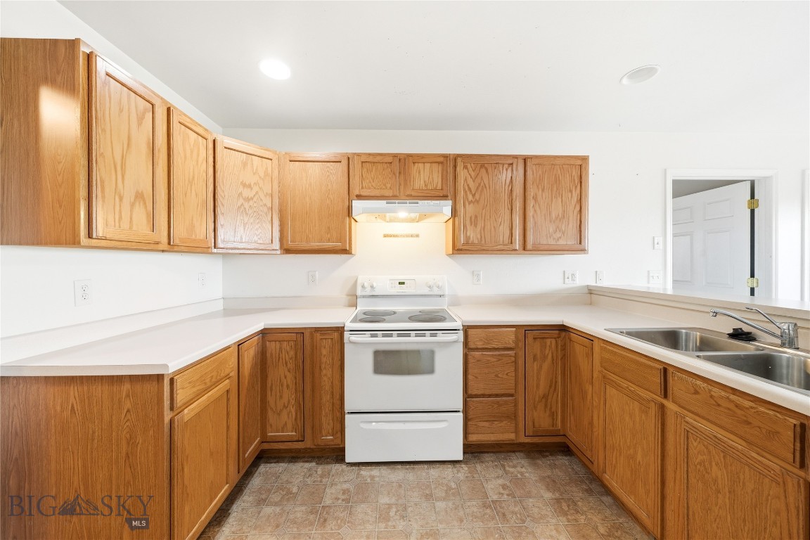 539 N River Rock
