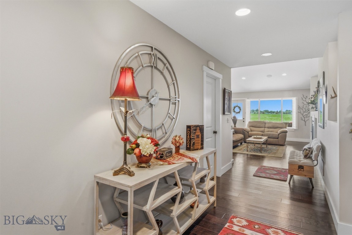 1155 Advance Drive