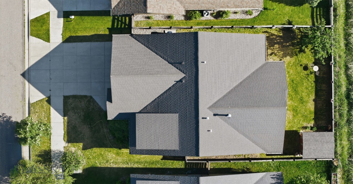 1155 Advance Drive