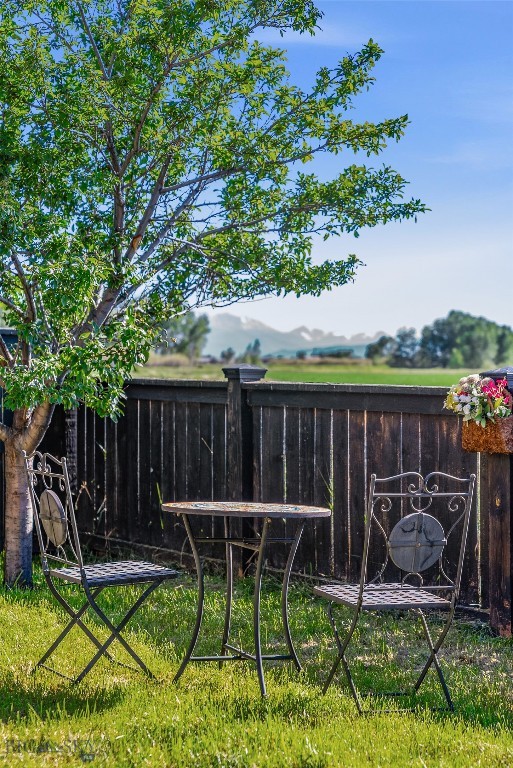 1155 Advance Drive
