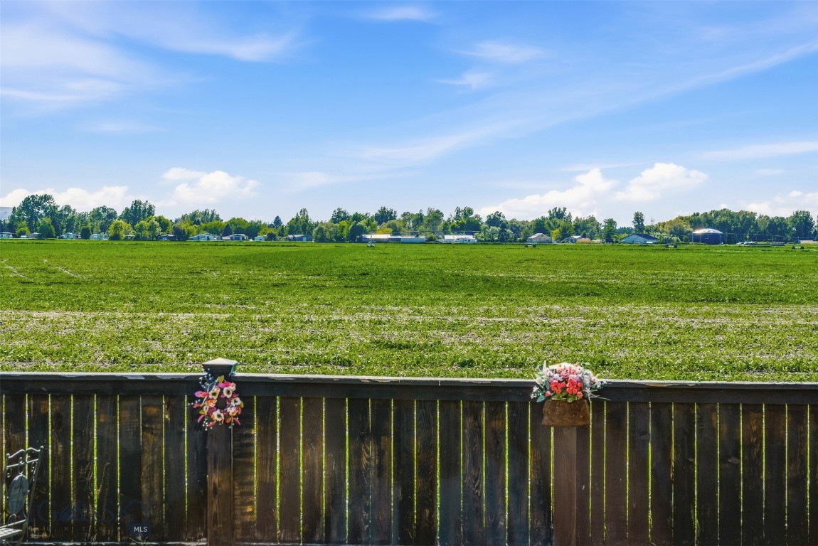 1155 Advance Drive
