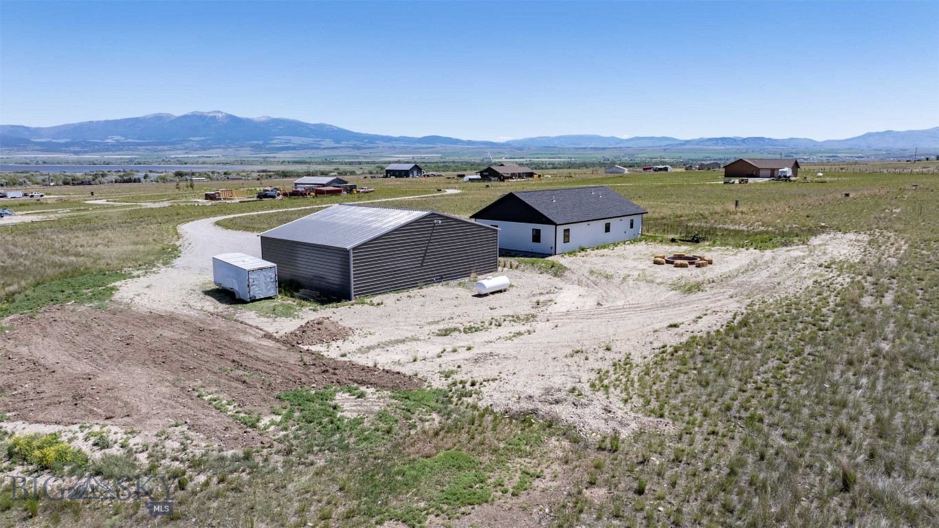 25 S 51 Ranch Drive