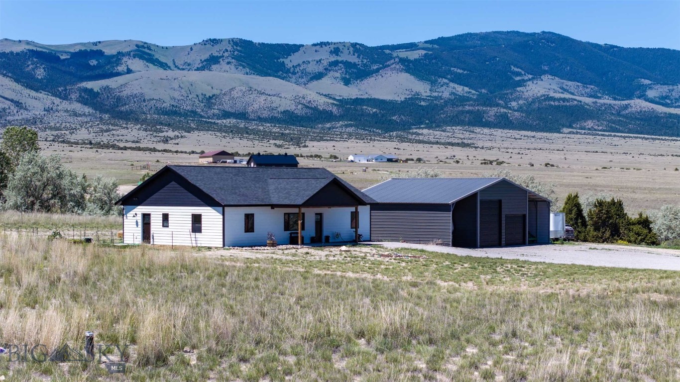 25 S 51 Ranch Drive