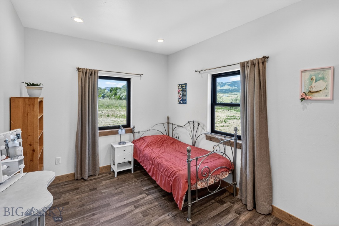 25 S 51 Ranch Drive