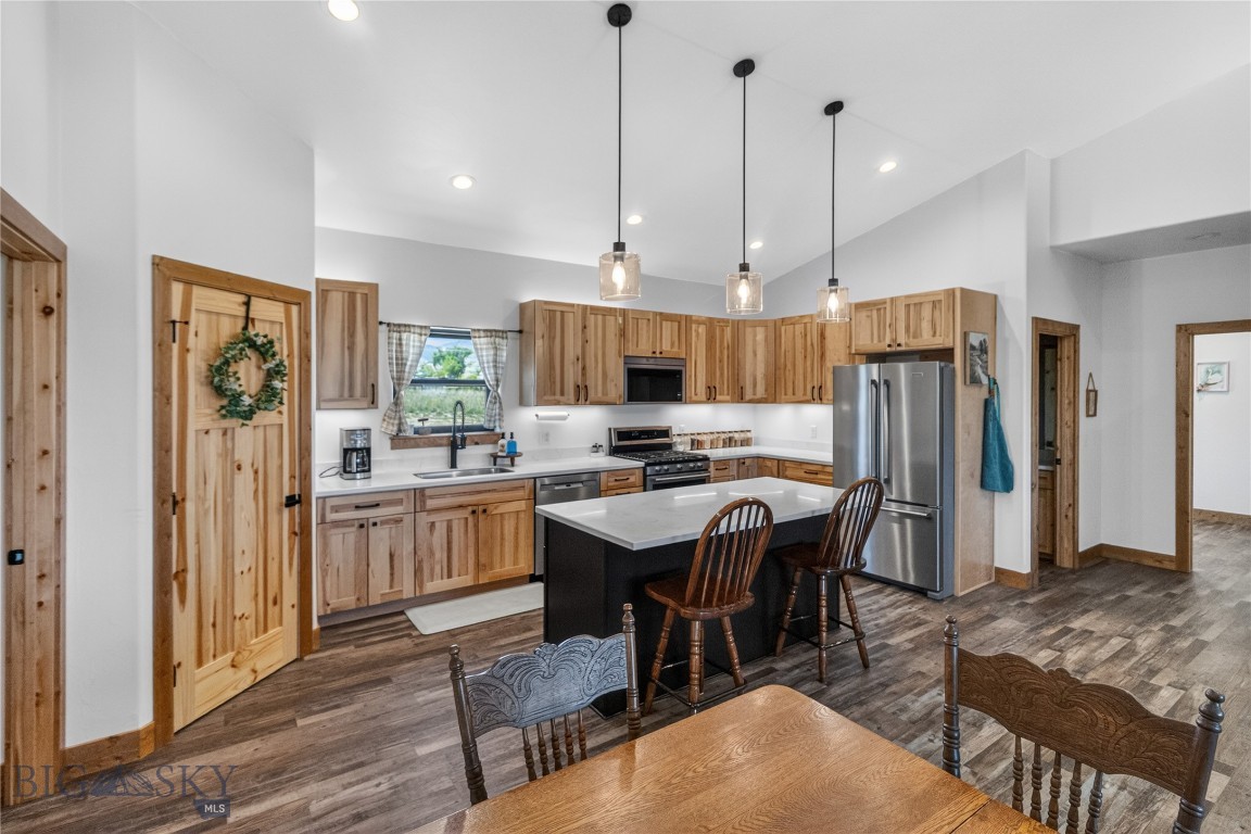 25 S 51 Ranch Drive